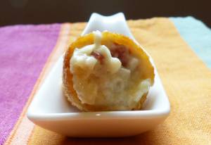 Croquetas mar y tierra, detalle. CP.